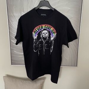Halloween Michael Myers NEVER GIVE UP rainbow Graphic Tee Shirt black NEW NWOT